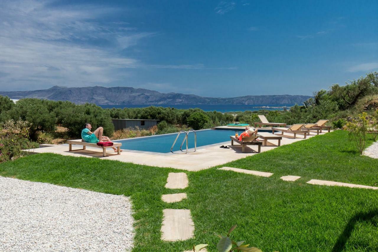 Agarathos Traditional Rooms - Pool - Kaliviani -On The Road To Balos Екстер'єр фото